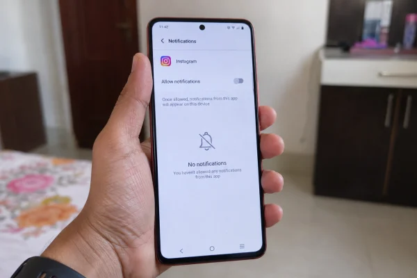 How to Fix Instagram Notifications Not Showing on vivo Y51 Pro Lock Screen 1